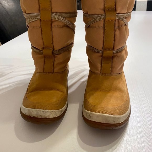 Women's Timberland Tan Leather Winter‎ Snow Boots Size 6 M Model 18388 2178 - Picture 5 of 10